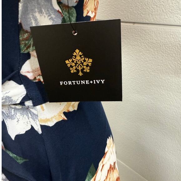 *NWT* Fortune + Ivy Irene Faux Wrap High Lo Brushed Knit Midi Dress Size Small - Picture 4 of 7